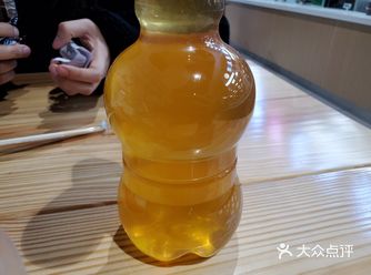 一份15块钱 价格还算可以 扇贝也很多