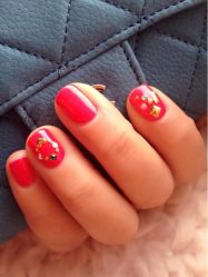 iphone_upload_pic-洋娃娃美甲美睫半永久工作室