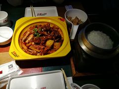 -多嘴超级肉蟹煲(杉杉国潮主题店)