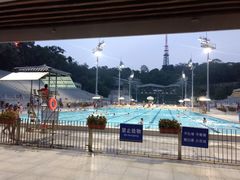 -越秀山游泳场