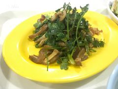 猪耳朵-同济大学本部学苑饮食广场