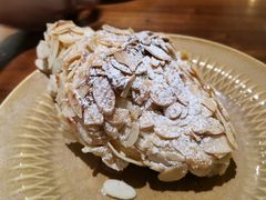 杏仁羊角-BAKER&SPICE(安福路店)