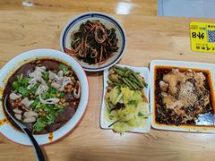 -朱大嘴肥肠血旺(福字街店)