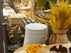 -圣丰索菲特·2 On 988 Café 自助餐厅
