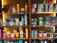 -星巴克(西藏路店)