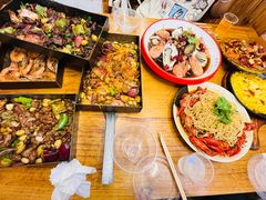 -老东镇啤酒屋海鲜加工·蒸汽海鲜·海鲜烧烤(台东店)