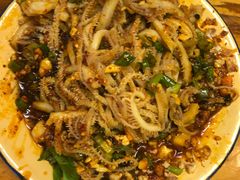 -拈签一笑黄牛肉辣卤串串