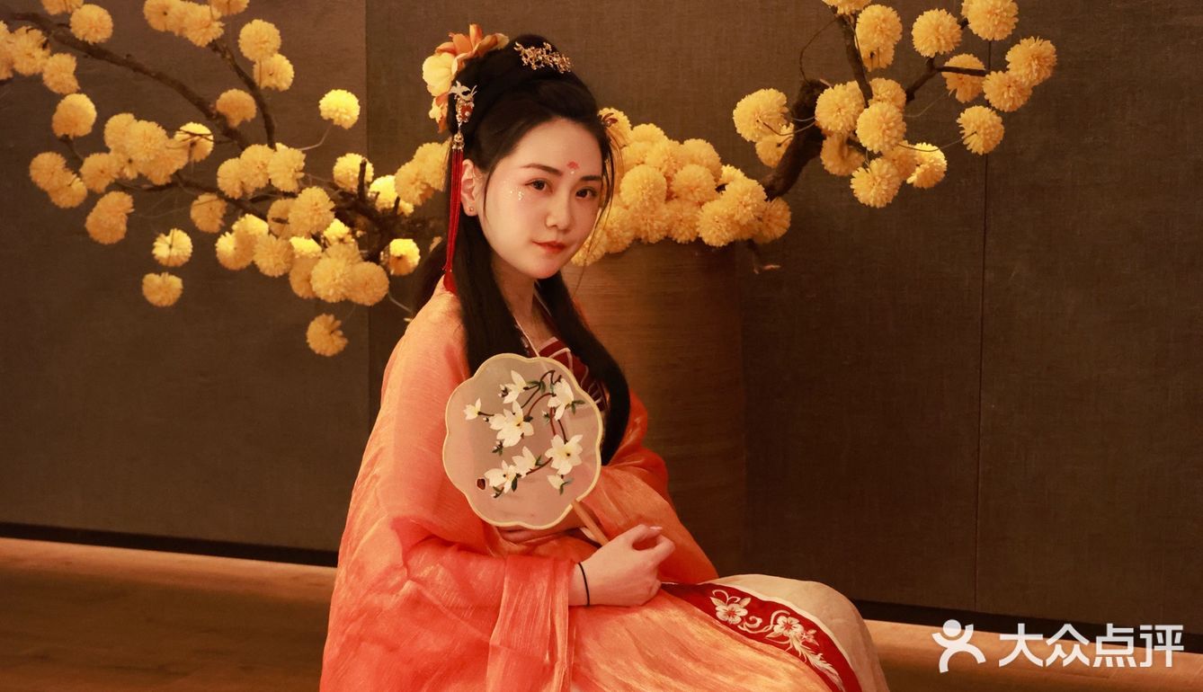 吃个饭，我去了趟明、唐、宋、汉四朝……