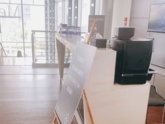 -杭州中升之星奔驰4S店(滨江店)