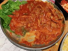 -青瓦炭韩潮烤肉(花园道店)
