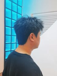 -苏豪美发S A L O N烫发染发