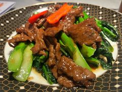 沙茶酱牛肉炒芥兰-晓粤·惹味粤菜(凯德乐峰广场店)