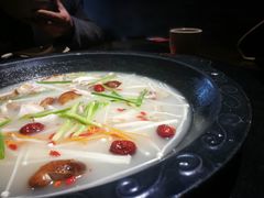 -舒家大院老火锅(台江路店)