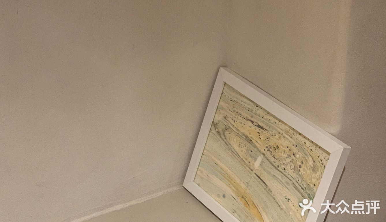 在咖啡厅交了一个叫“妞妞”的新朋友