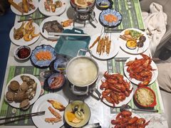 -金马门国际美食百汇(珞喻路店)