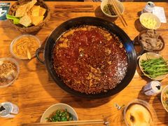 -岗上渣渣老火锅(两路口店)