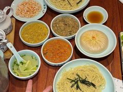 -裕兴记•蟹黄面馆(人民广场店)