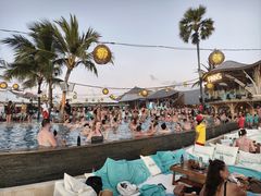 -FINNS Beach Club
