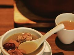 -有红鸡毛店·川菜(建设路店)