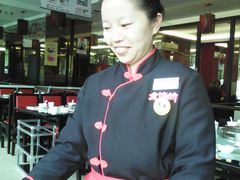 食佳东书院路的服务员服务态度非常好。火锅也好吃！非常满意的一次团购！.jpg-川中故事·成都老火锅(东书房店)