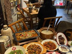 -莲餐厅·湖北菜·潜江小龙虾店(愚园路店)