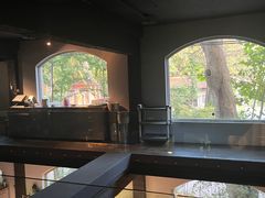 -穹六人间 people 6(岳阳路店)