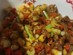 -南海底小海鲜·湘菜(鲁巷吴家湾店)