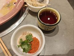 -阿婆情腊排骨火锅·野生菌季(古城旗舰店)