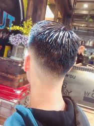 -侨治发型
