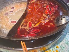 -鸿姐老火锅(疁城新天地店)