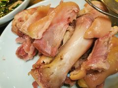 咸蹄髈-双塔老饭店