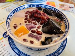 仙草红豆芋圆-黄氏许牛奶甜品餐厅(裕华万达店)