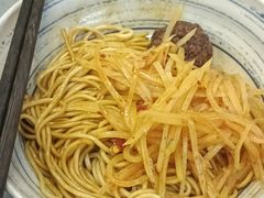 -梅溪·小伙子干挑面(安吉总店)