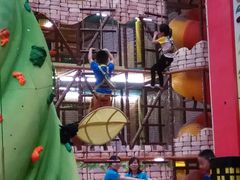 -蒙特利亲子乐园