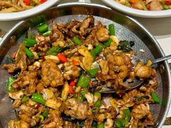 -绿草地·湘菜(7mall店)