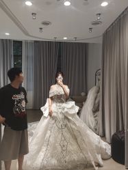 -维纳斯婚纱礼服租赁馆