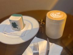 -Fridi Patisserie Cafe