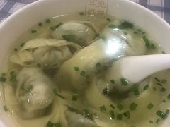 -潘国仙耳光馄饨(黄家阙路店)