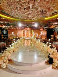-花嫁丽舍婚礼殿堂(世博江景店)