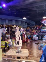 -卡通尼乐园(龙湖六合天街店)