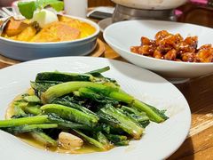 豆豉鲮鱼油麦菜-新白鹿餐厅(龙游路总店·杭帮菜名店)
