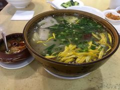 -桥香园云南过桥米线(金马碧鸡店)