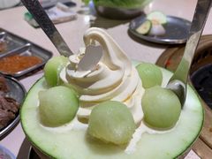 来自星星的哈密瓜冰淇淋-Ant 蚂蚁洞烤肉·大营地(上海静安大悦城店)