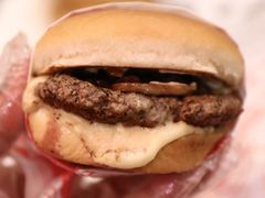 蘑菇牛肉汉堡-FATBURGER 特富客汉堡(外交公寓店)