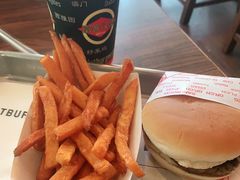 -FATBURGER 特富客汉堡(外交公寓店)