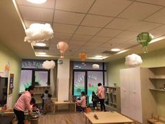 -黄浦乐烁龙鱼宝贝托育园(海潮路校区)