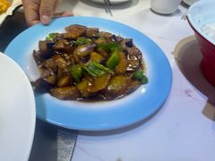 -雪乡人家东北菜·铁锅炖一切(高斯路店)