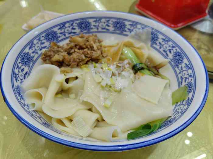 山陕面馆(宝丰一路店)-"[薄荷]环境: 整个店的风格是陕北那边的.
