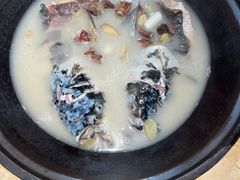 -陈大锅·岳阳鱼馆·地道岳阳菜(美食街店)