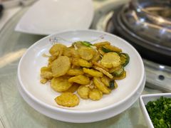 香煎土豆片-越百海海鲜蒸锅(乐山店)